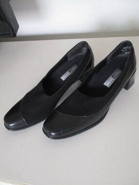 Munro American Womens Black Leather Nylon 2" Rubber Block Heel NWOB - Size 8N